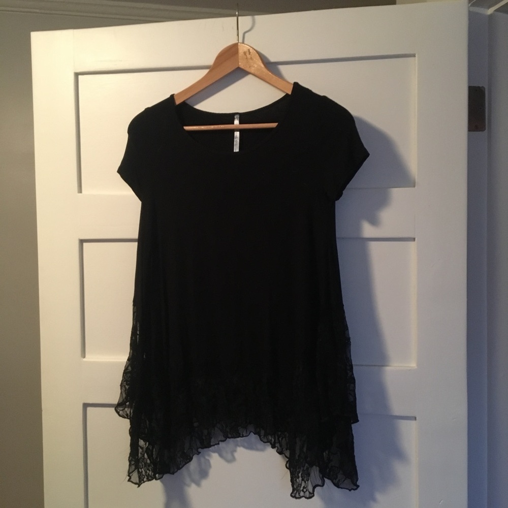 Boutique Swingy lace edged black top size S